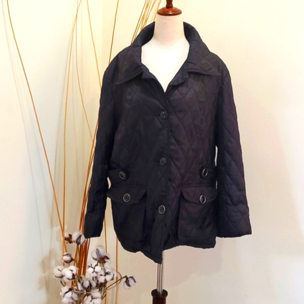 ROBERT LOUIS Black Lightweight Quilted Coat Size M/L